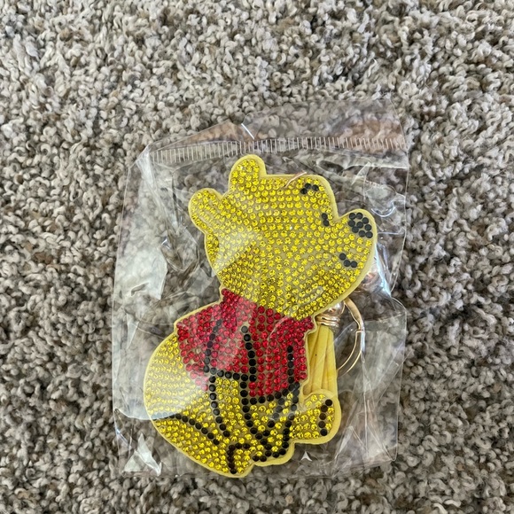 Winnie the Pooh Rhinestone Bag Charm - Picture 2 of 2